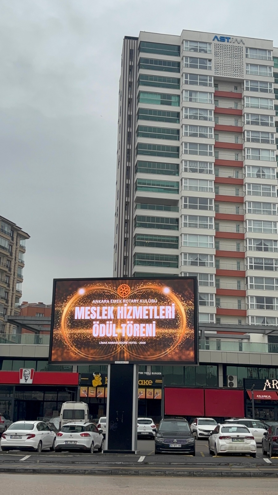 Bilboardlarda yayın