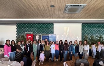 ANTALYA OLİMPOS RK 8 MART DÜNYA KADINLAR GÜNÜ ETKİNLİĞİ            İ25