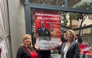 Adana Güney Rotary ve Adana Soroptimist Kulüpleri arasında yapılan Yılbaşı Panayırı Satış Protokolü