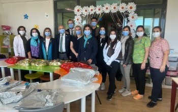 Akdeniz Rotary Kulübü Onkoloji Servisinde Yatan Çocuklarımıza Yılbaşı Hediyesi Projesi