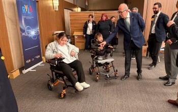 Akülü Tekerlekli Sandalye Bağışı