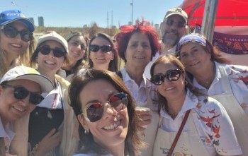 BEYSUKENTLİ KADINLARIN YAZA VEDA PANAYIRI EV YEMEKLERİ STANDI