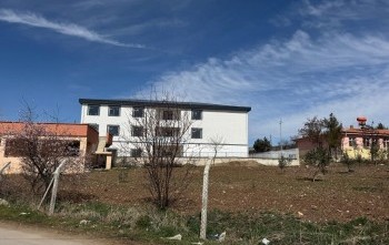 BEŞKUYU KÖYÜ2NDE İLKÖĞRETİM OKULU BAYRAM ZİYERETİ VE OKUL YARDIMI