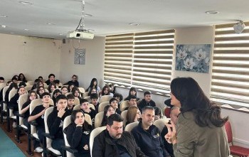 Birlikte Daha Adiliz