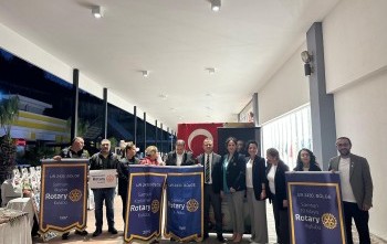 Cumhuriyet Kadınları El Emeği Çarşısı