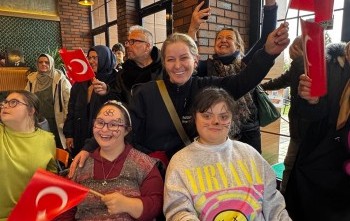 DOWN SENDROMLU ÇOCUKLARIMIZLA ETKİNLİK