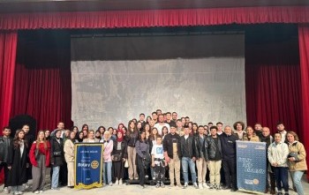 Gençlerimizi Sanatla Buluşturuyoruz