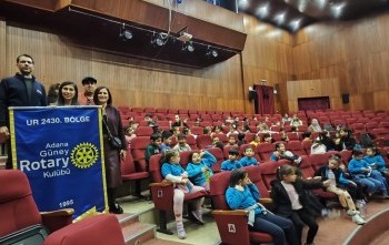 Gökbey Anaokulu öğrencileri ile çocuk tiyatrosu  izledik