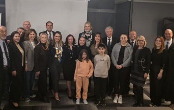 Hale Duru başkanımızın anısına tablet hediyesi