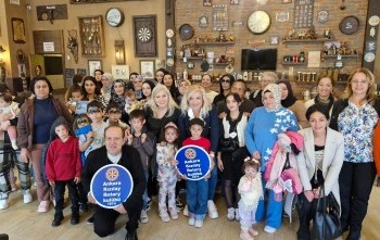 Kadın Sığınma Evindeki Kadınlar ve Çocuklara Moral Yemeği