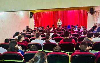 Kültür ve Sanat Etkinliklerimiz: 50 Gazi çocuğunu çocuk tiyatrosuna götürmek ve Adana Portakal Çiçeği Festivali Fikir Önderi Ali Haydar Bozkurt ile söyleşi