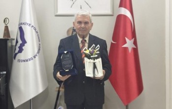 MUSTAFA APAYDIN'A ROTARY MESLEKTE ÜSTÜN HİZMET ÖDÜLÜ VERİLMESİ