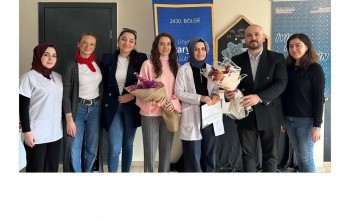 Minik Dişler Büyük Gülüşler