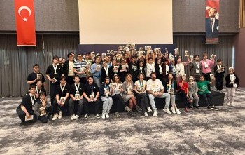 RENKLİ ORMANDAN GERÇEK HAYATA ,ÇOCUK MASALLARINDAN YETİŞKİN GERÇEĞİNE ADALET