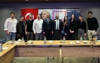 Rotaract Kulübü ile Toplantı Yapmak.