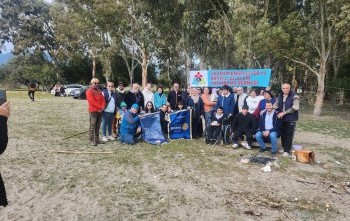 Sınırları Gökyüzünde Aşalım