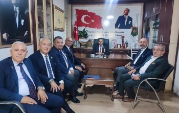 Şehit Çocuğuna Bilgisayar Hediyesi