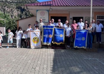 Okul ihtiyaçlarının karşılanması için el ele