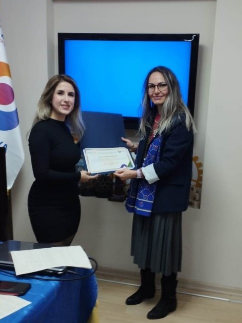 ORDU ROTARY KULÜBÜ AİLE İÇİ İLETİŞİM SEMİNER DÜZENLEDİ.