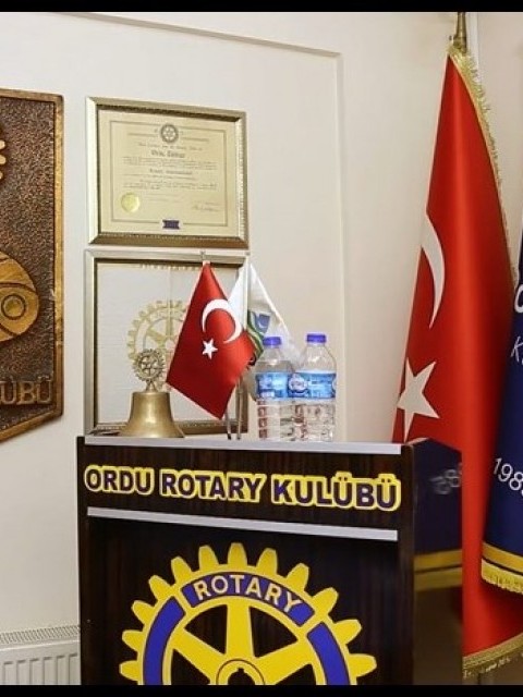 Ordu Rotary Kulübünün Rofife 16. Uluslararası Film Yarışması kapsamında yönetmen Selim Uyar ve atölye katılımcılarının her aşamadaki etkin katılımıyla çekilen “ Umut Ol “  doğaçlama film çalışması