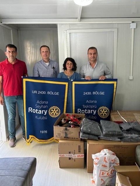 SAMANDAĞ ROTARY KONTEYNER KENTİ EŞOFMAN TAKIMI, SPOR AYAKKABI VE TERLİK DAĞITIMI