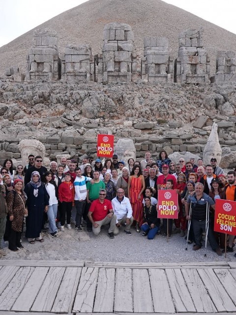 ROTARY ENGELLİLER İLE ZİRVEDE NEMRUT A TIRMANIYORUZ