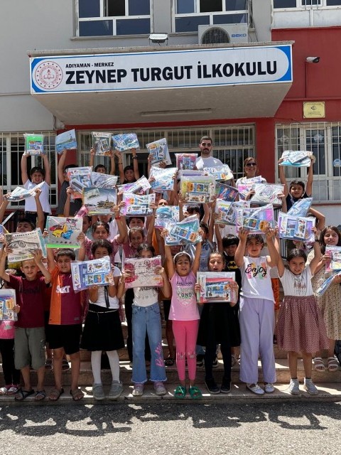 ROTARY’DEN ÇOCUKLARA KARNE HADİYESİ
