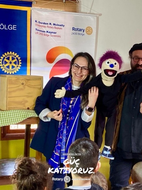 Ordu Rotary Kulübü Bir Okulumuz var ve dramatik sanatlar komitesi tarafından organize edilen Kukla gösterisini 15 Mart 2023 tarihinde saat 11.00’de Ordu Deniz ve Orman Anaokulunda gerçekleştirdi.