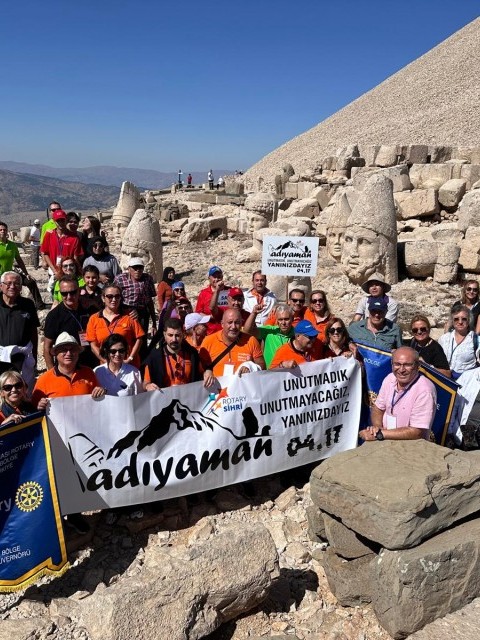 ENGELLİLER İÇİN NEMRUT DAĞI ZİRVESİNDE KONSER