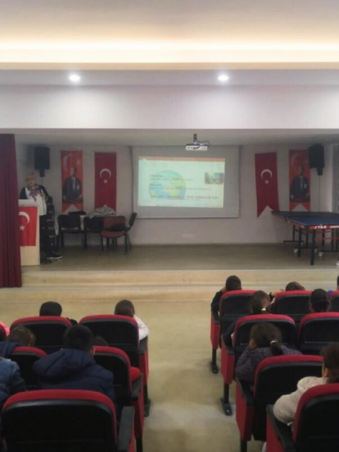 Adana Koza Rotary ''Miyopinin ilerlemesini önleyebilir miyiz?'' Etkinliği
