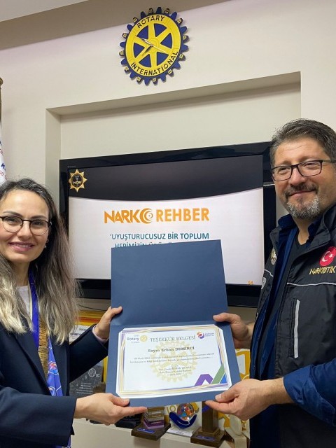 ORDU ROTARY KULÜBÜNÜN BU HAFTAKİ TOPLANTI KONUSU MADDE BAĞIMLILIĞI