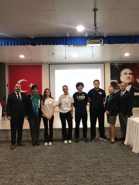 Adana Koza RK. "Akran  Arabuluculara Rozet Takma Töreni"