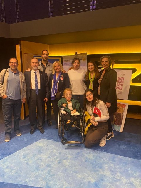Yenimahalle Rotary Kulübü olarak 03.11.2023 Cuma Günü, Cumhuriyetimizin 100. Yılında “Atatürk (1881-1919)” Sinema Filminin İlk Gösterim İzleme Organizasyonu Gerçekleştirdik.