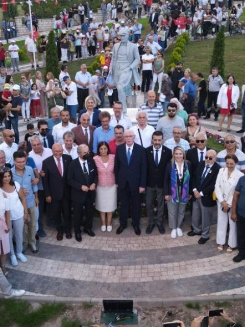 Rotary 30 Ağustos Zafer Parkı Çankaya'da açıldı