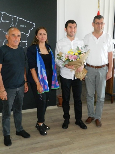 Ordu Rotary Kulübü Gülyalı Belediye Başkanı Sn. Ulaş Tepe’yi makamında ziyaret etti.