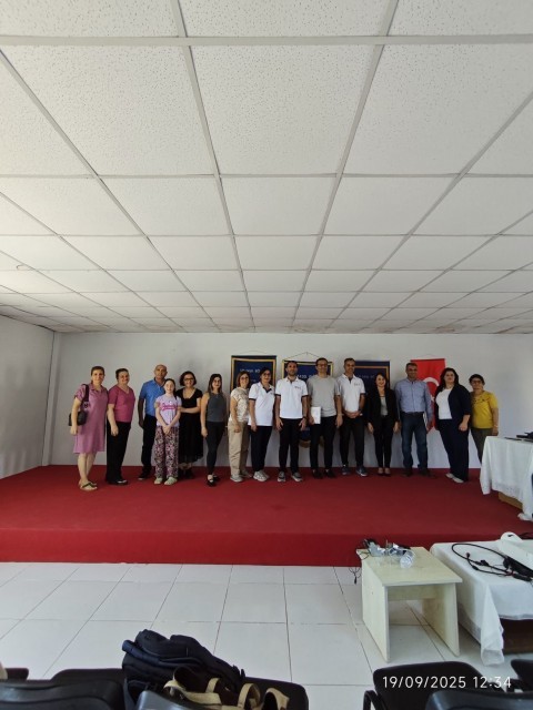 Adana Güney RK "Dijital Göz Yorgunluğu" Semineri