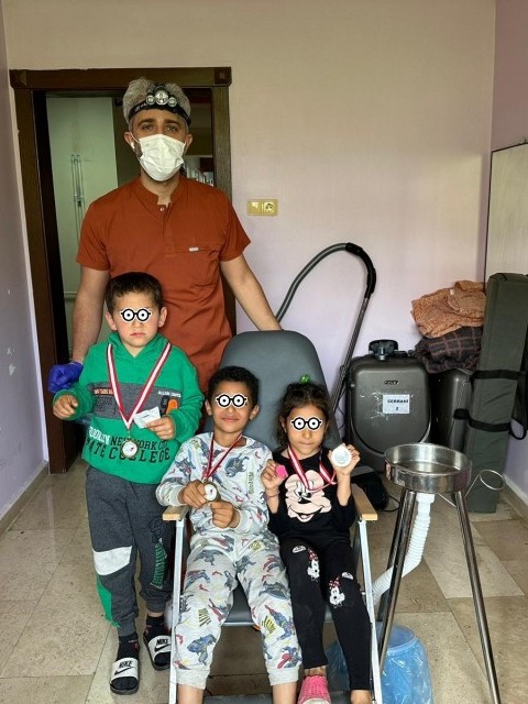 Bolu Rotary Kulübü Engelsiz Dişler için Deprem Bölgesinde