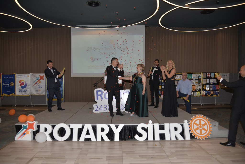 Güney Rotary Devir Teslim Töreni