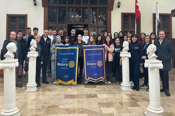 Adana Seyhan RK." Diş ve Kalp Sağlığı Seminerinde""