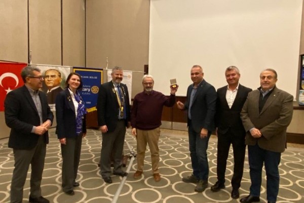 Adana Rotary Kulübü Meme Kanseri Erken Tanı Farkındalık Ayı Olan Ekim Ayınnda Meme Kanserinde Erken Tanı Eğitim Toplantısı Düzenledi