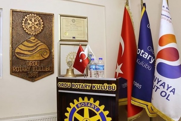 Ordu Rotary Kulübünün Rofife 16. Uluslararası Film Yarışması kapsamında yönetmen Selim Uyar ve atölye katılımcılarının her aşamadaki etkin katılımıyla çekilen “ Umut Ol “  doğaçlama film çalışması