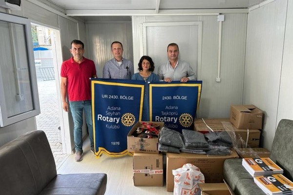 SAMANDAĞ ROTARY KONTEYNER KENTİ EŞOFMAN TAKIMI, SPOR AYAKKABI VE TERLİK DAĞITIMI