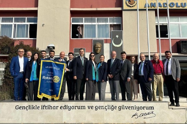 Adana Seyhan RK. "Guvernör Ziyareti"