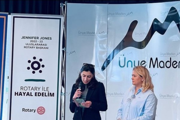 ÜNYE ROTARY KULÜBÜ OLARAK KADIN RAHATSIZLIKLARI OLAN MEME KANSERİ VE RAHİM AĞZI KANSERİ KONUSUNDA FARKINDALIK PROJEMİZİ GERÇEKLEŞTİRDİK