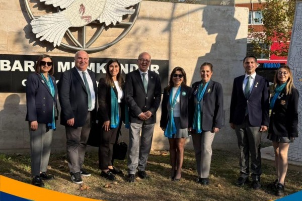 Adana Güney RK Barış Parkı Zeytin Ağacı Dikimi