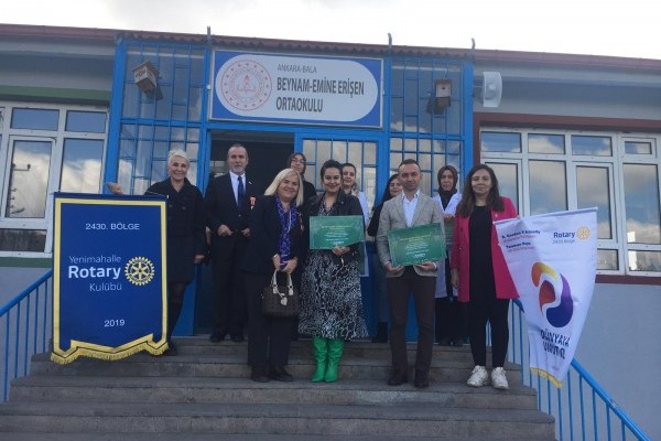 Yenimahalle Rotary Kulübü - 24 Kasım Öğretmenler Günü Dolayısıyla Beynam Emine Erişen Ortaokulu Öğretmenlerini ziyaret ettik