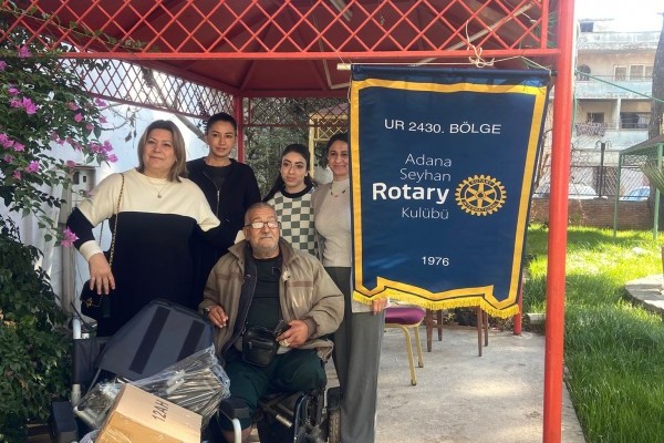 Adana Seyhan RK."Akülü Sandalye Bağışı"
