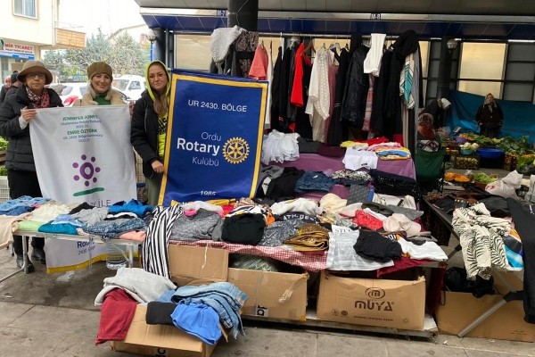 Ordu Rotary Kulübü İkinci El Kıyafet Pazarı Etkinliğini Gerçekleştirdi.