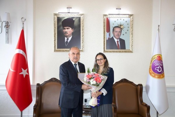 ORDU ROTARY KULÜBÜ YÖNETİM KURULU ORDU VALİSİ SAYIN MUAMMER EROL’U MAKAMINDA ZİYARET ETTİ.