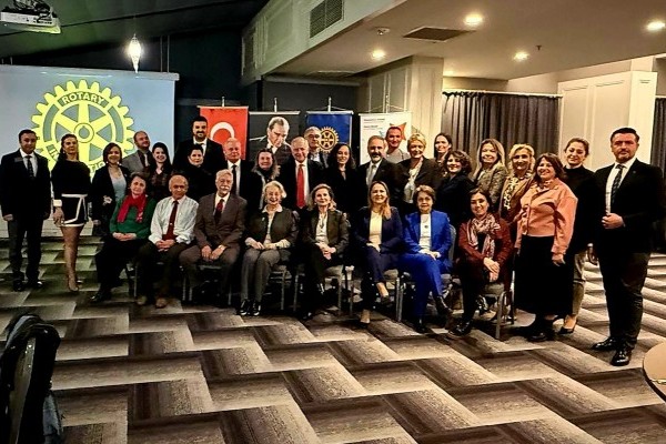 SAĞLIK ÇALIŞANLARI MESLEKİ DAYANIŞMA VE DOSTLUK TOPLANTISI